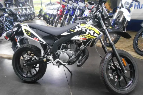 Moto 50 cc : tout ce qu'il faut savoir